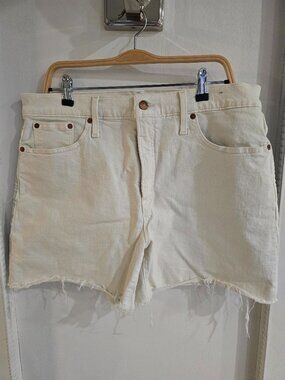 Madewell Perfect Jean Shorts Size 32 Off-White/Cream Raw Hem Mid-Length Women’s